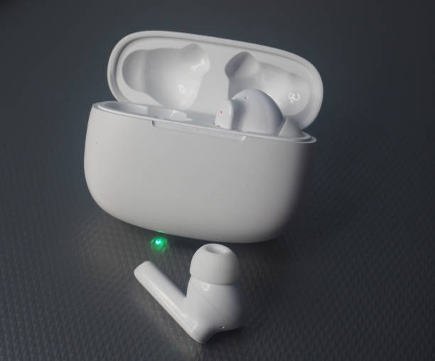Powerful Translation Capabilities of M95 Translator Earbuds